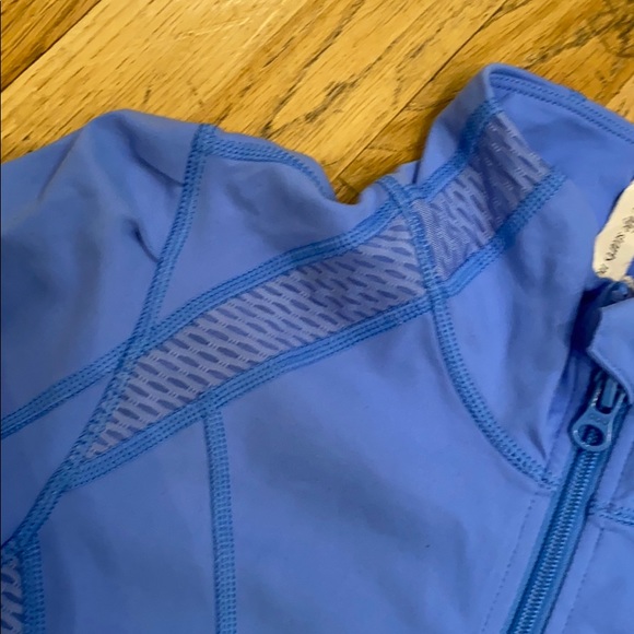 Lorna Jane Cottonblue Size Medium active jacket - Picture 2 of 5